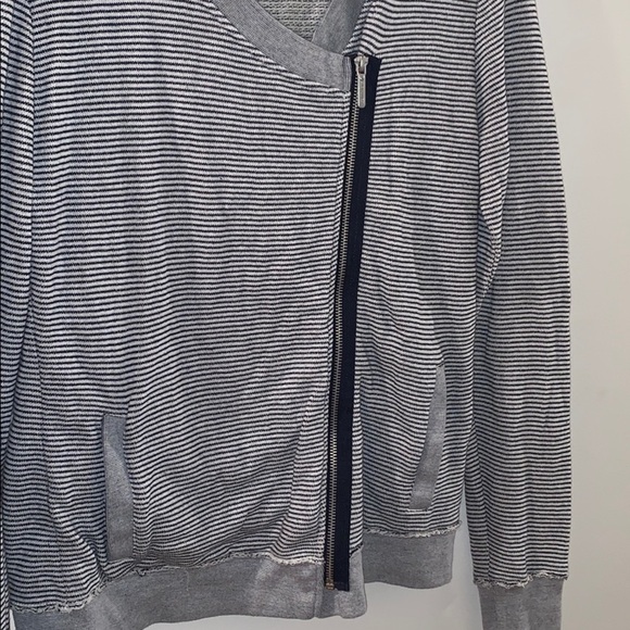 Calvin Klein performance striped sweater - Picture 3 of 6